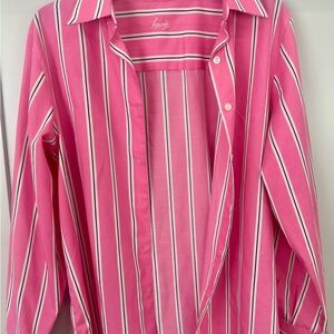 Foxcroft women’s sz 8 wrinkle free Pink Striped Button Down Shirt preppy